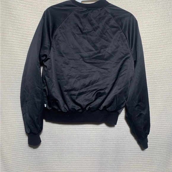 Fabletics Soft shell Attis Cropped Bomber Jacket Women's Size Small - Picture 5 of 6